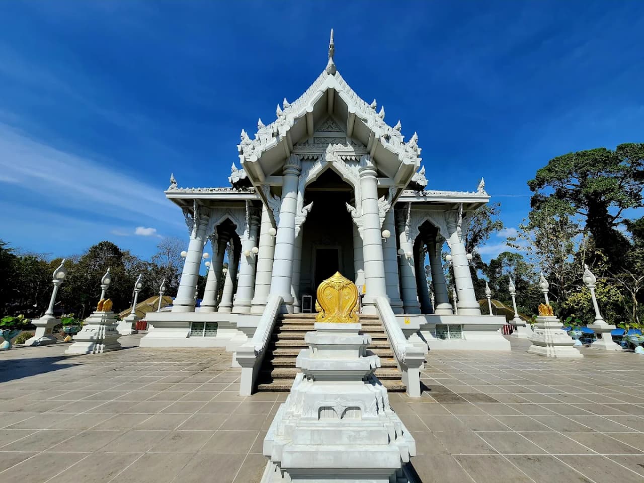 Wat Kaew Korawararam