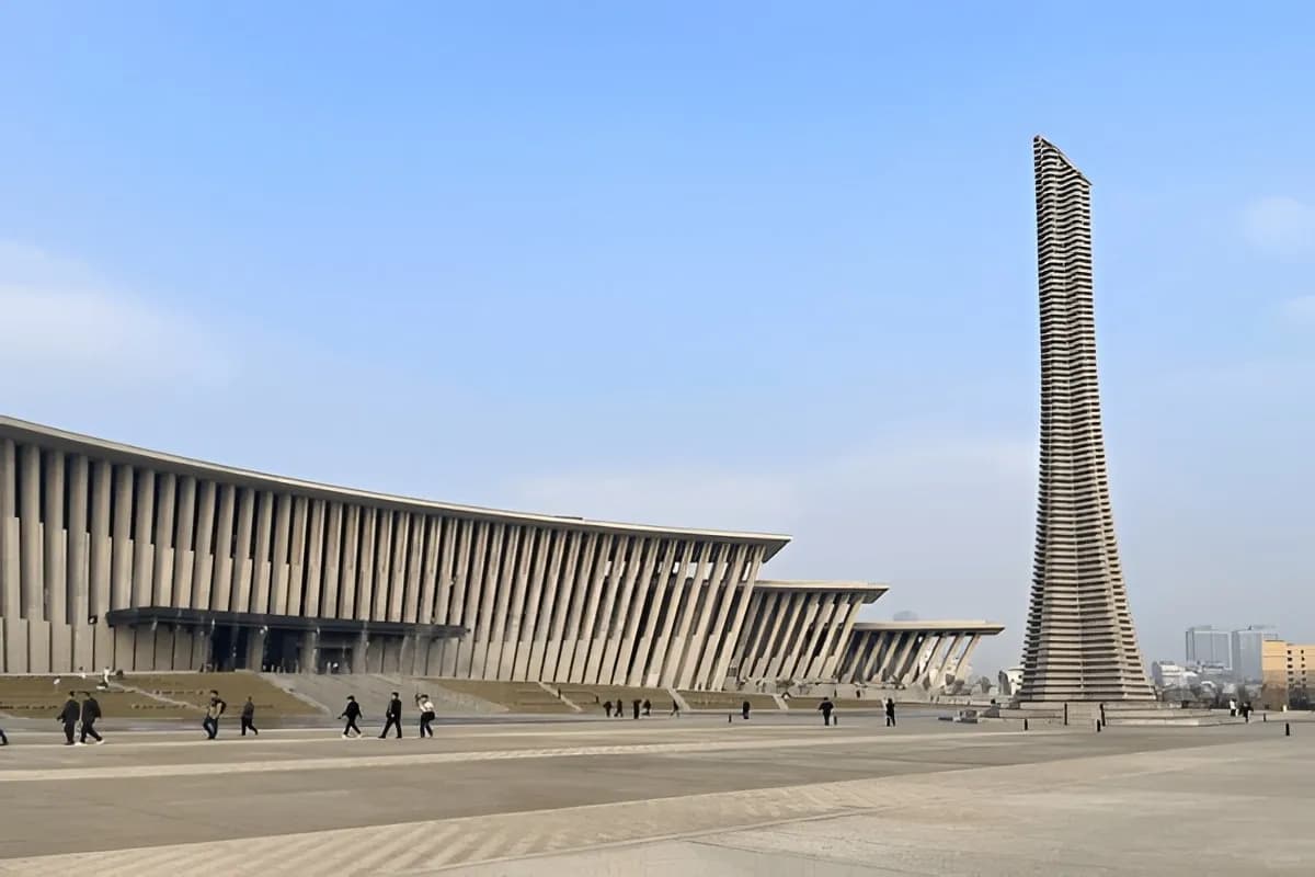 Vietnam Military History Museum