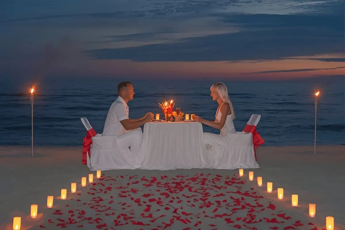 Candlelight Dinner on the Beach