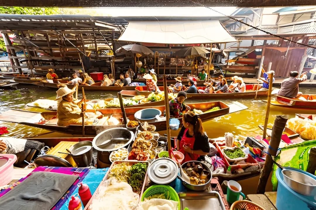 Mae Klong Railway Market