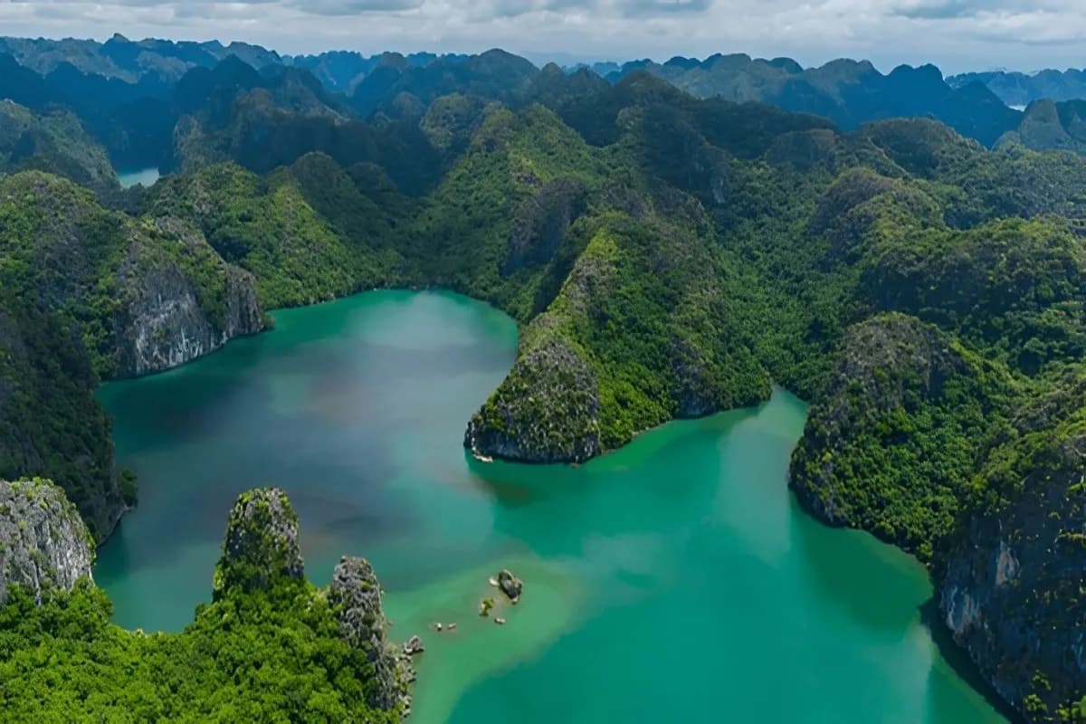 Cát Bà Island