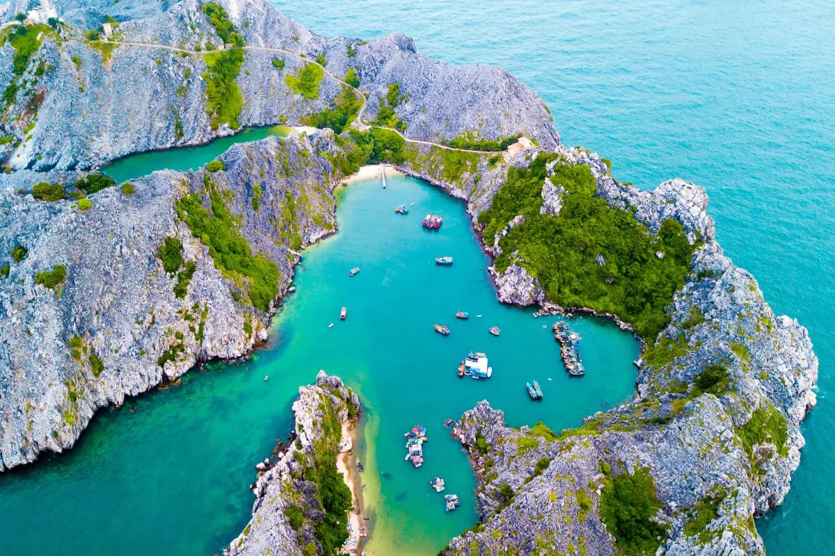 Cát Bà Island
