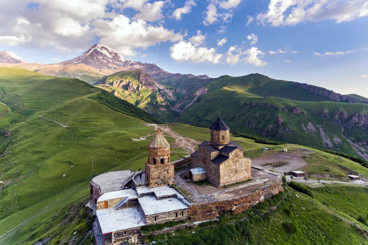 Visit the Scenic Wonder of Gergeti Trinity Church