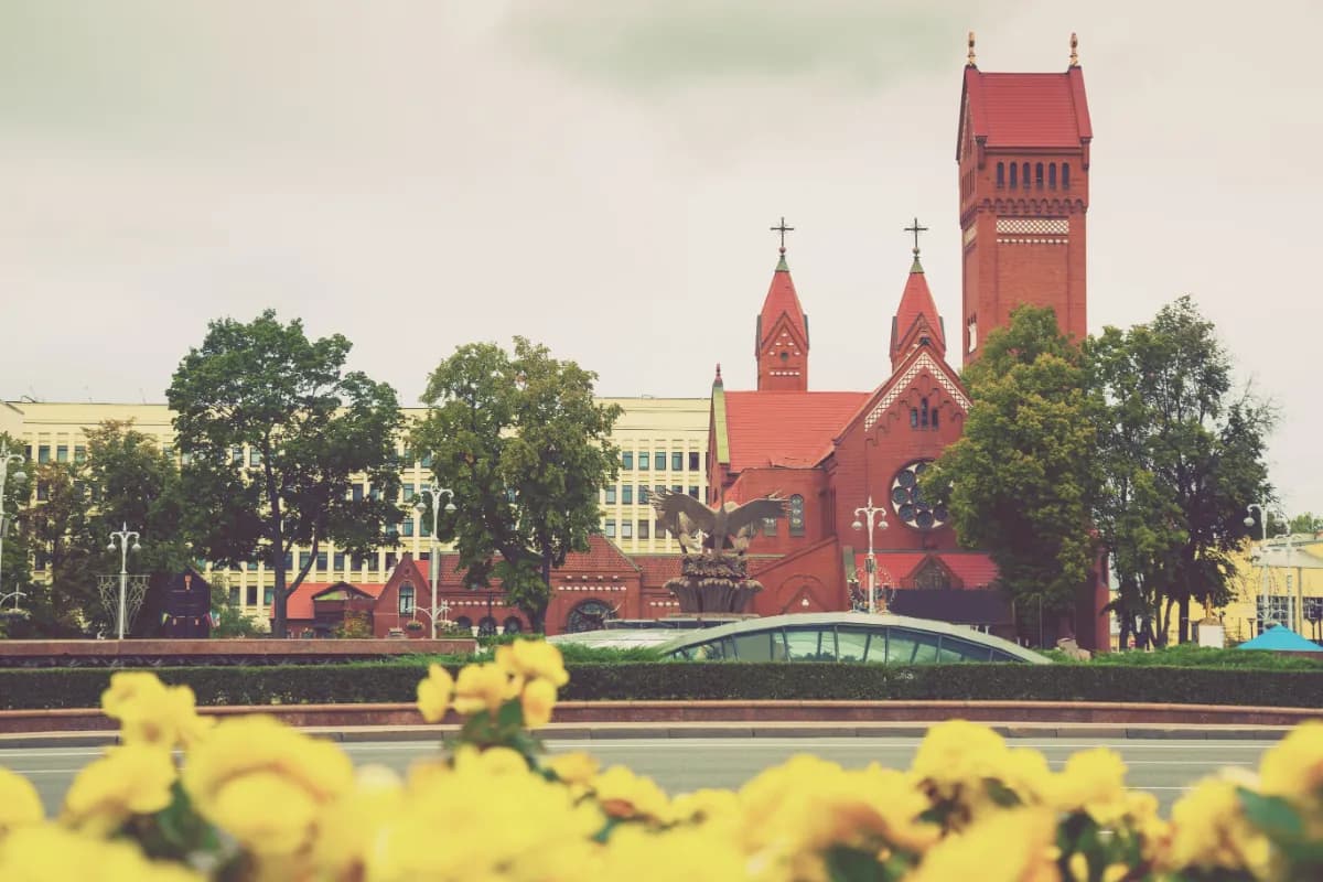 Church of Saints Simon and Helena
