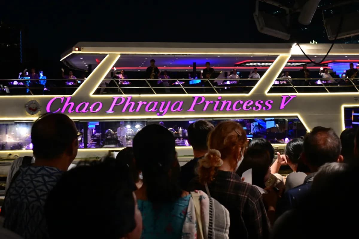 Chao Phraya Cruise Dinner