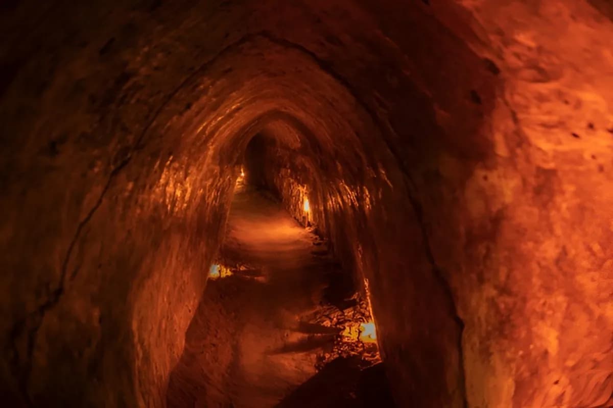 Cu Chi Tunnel