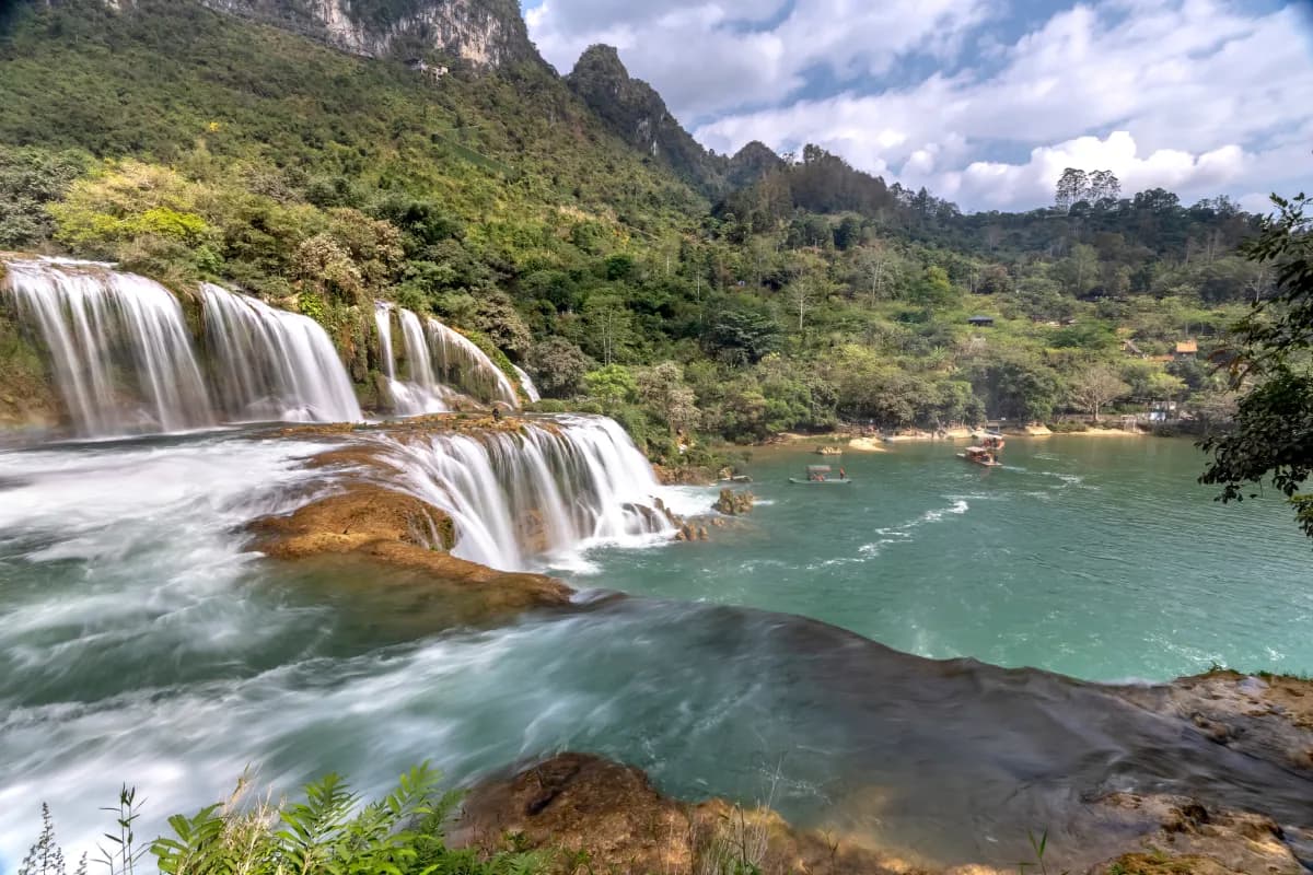 Ban Gioc Waterfalls