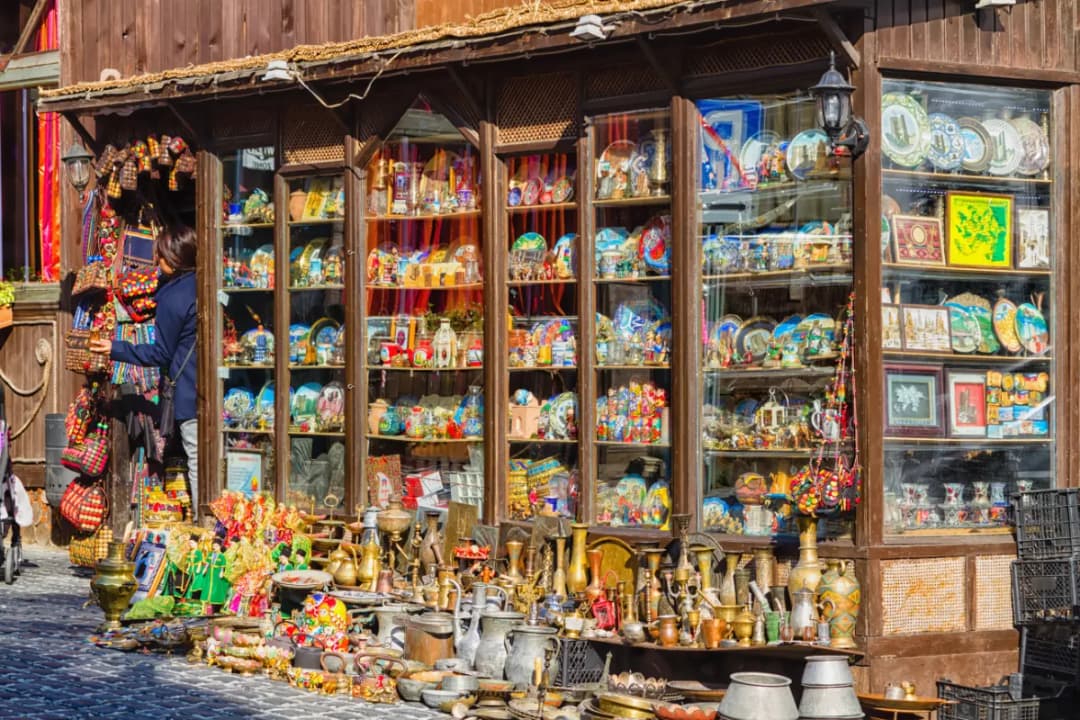 Art and Souvenir Streets