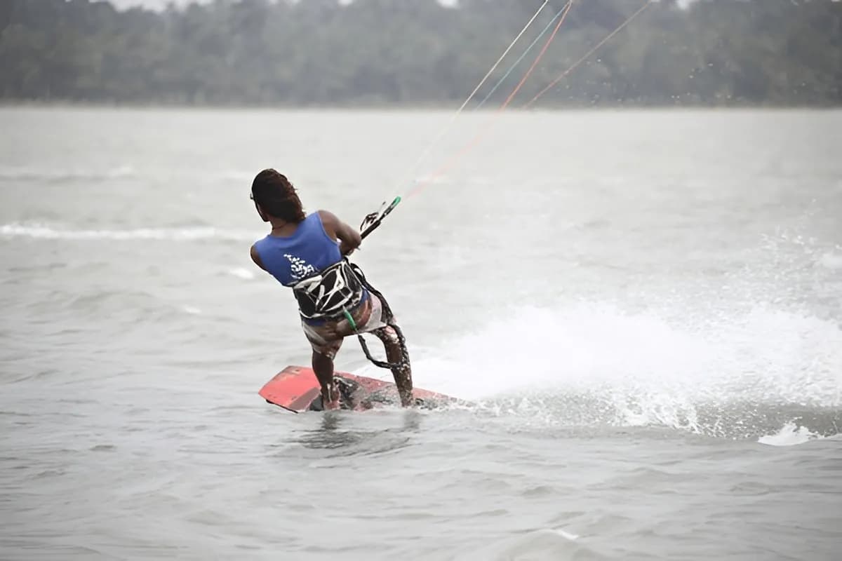 Kitesurfing provider Sri Lanka