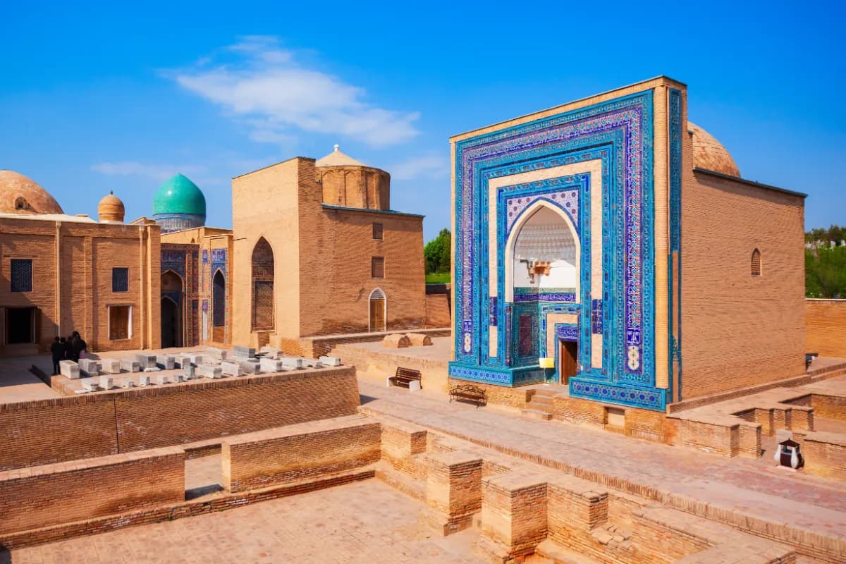 Visit Shah-i-Zinda