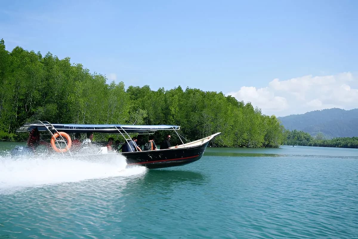 Full-Day Island Hopping Cruise