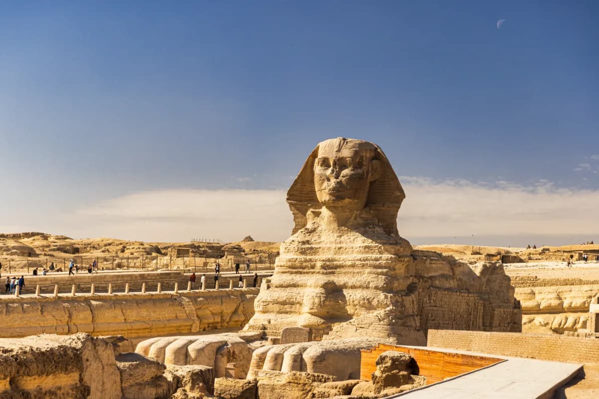 Marvel at the Great Pyramids of Giza and the Sphinx