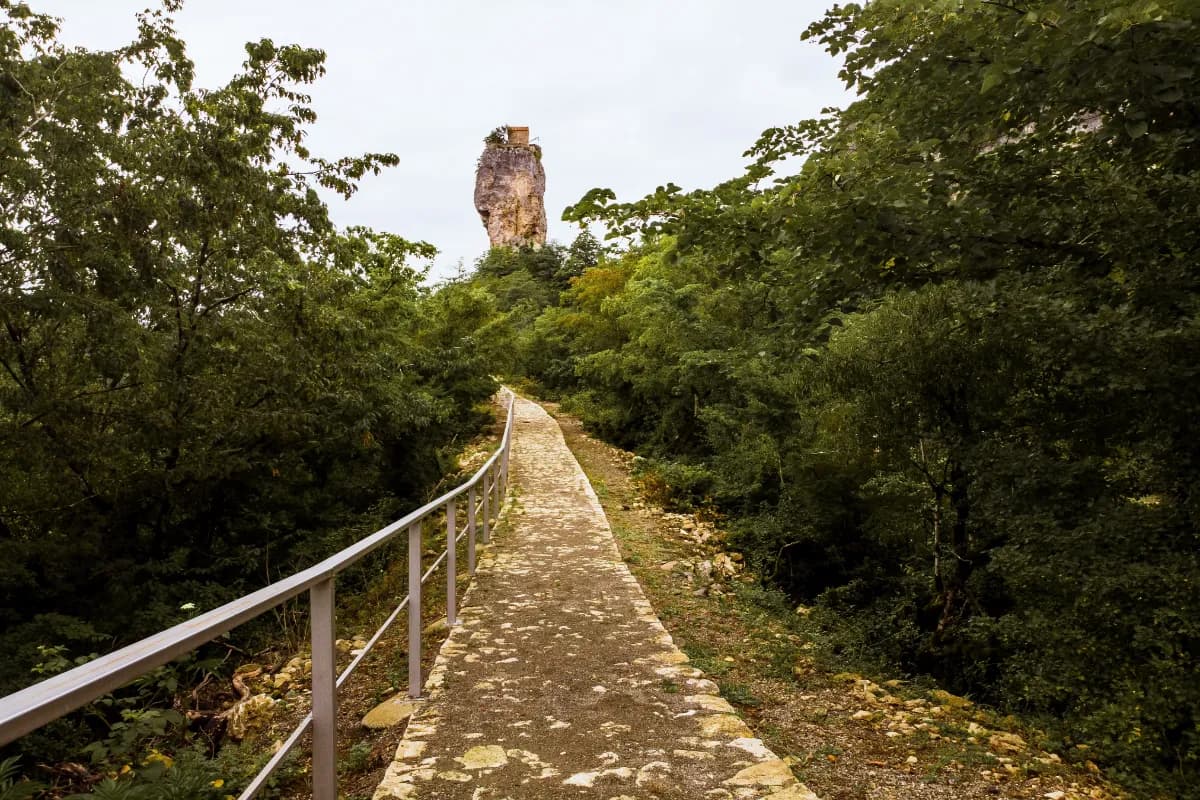 Katskhi Pillar