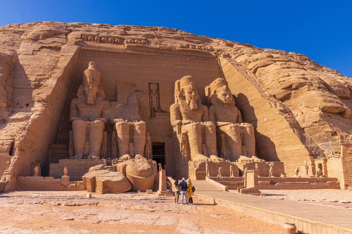 Visit the Temples of Abu Simbel