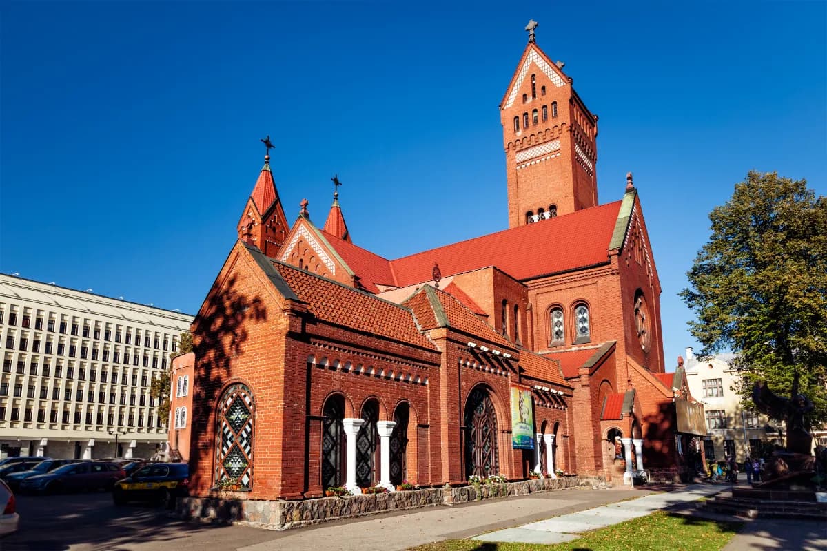 Church of Saints Simon and Helena