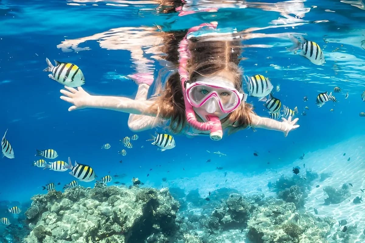  Snorkelling at Maldives