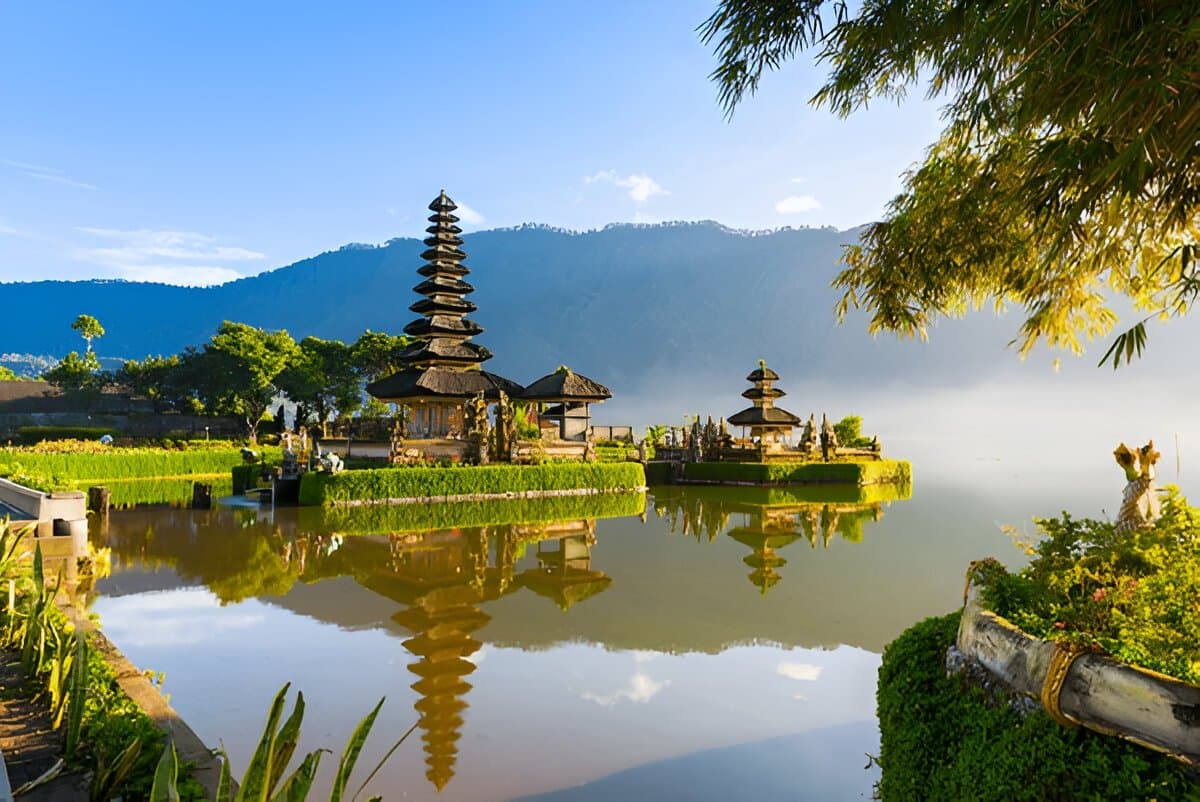 Danau Beratan