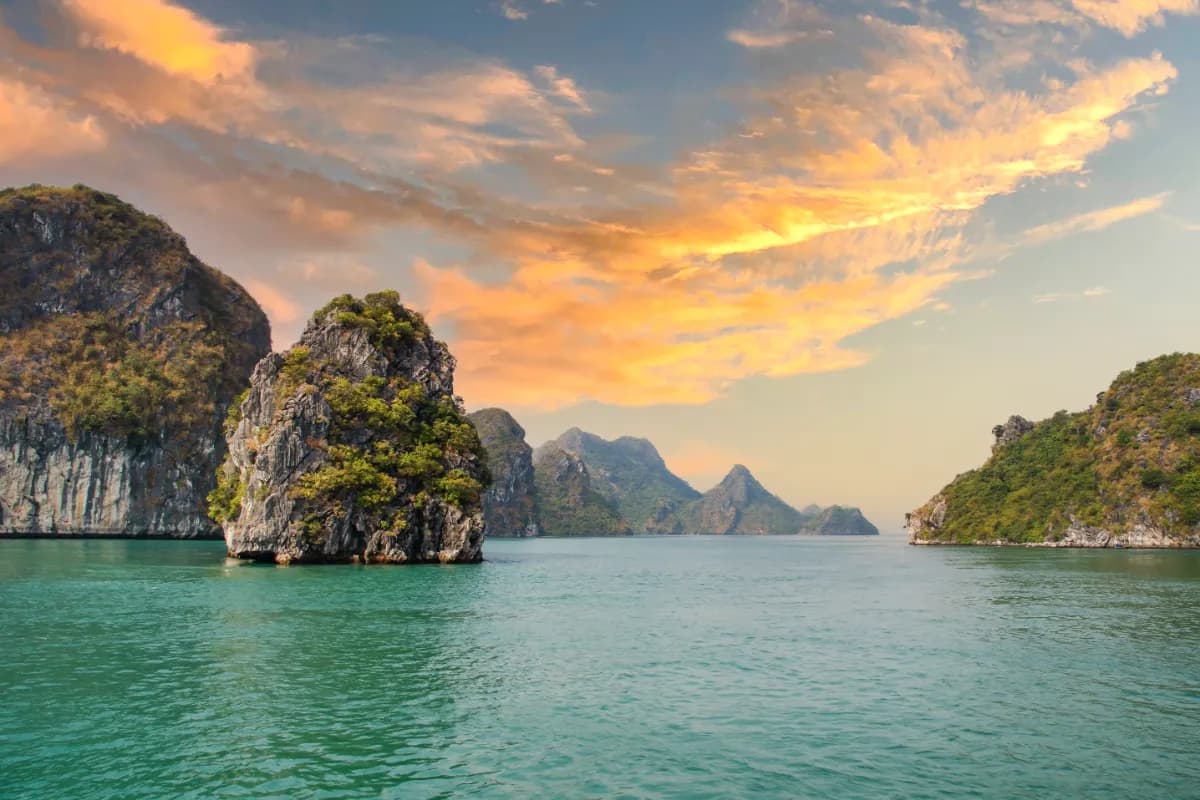 Hạ Long Bay