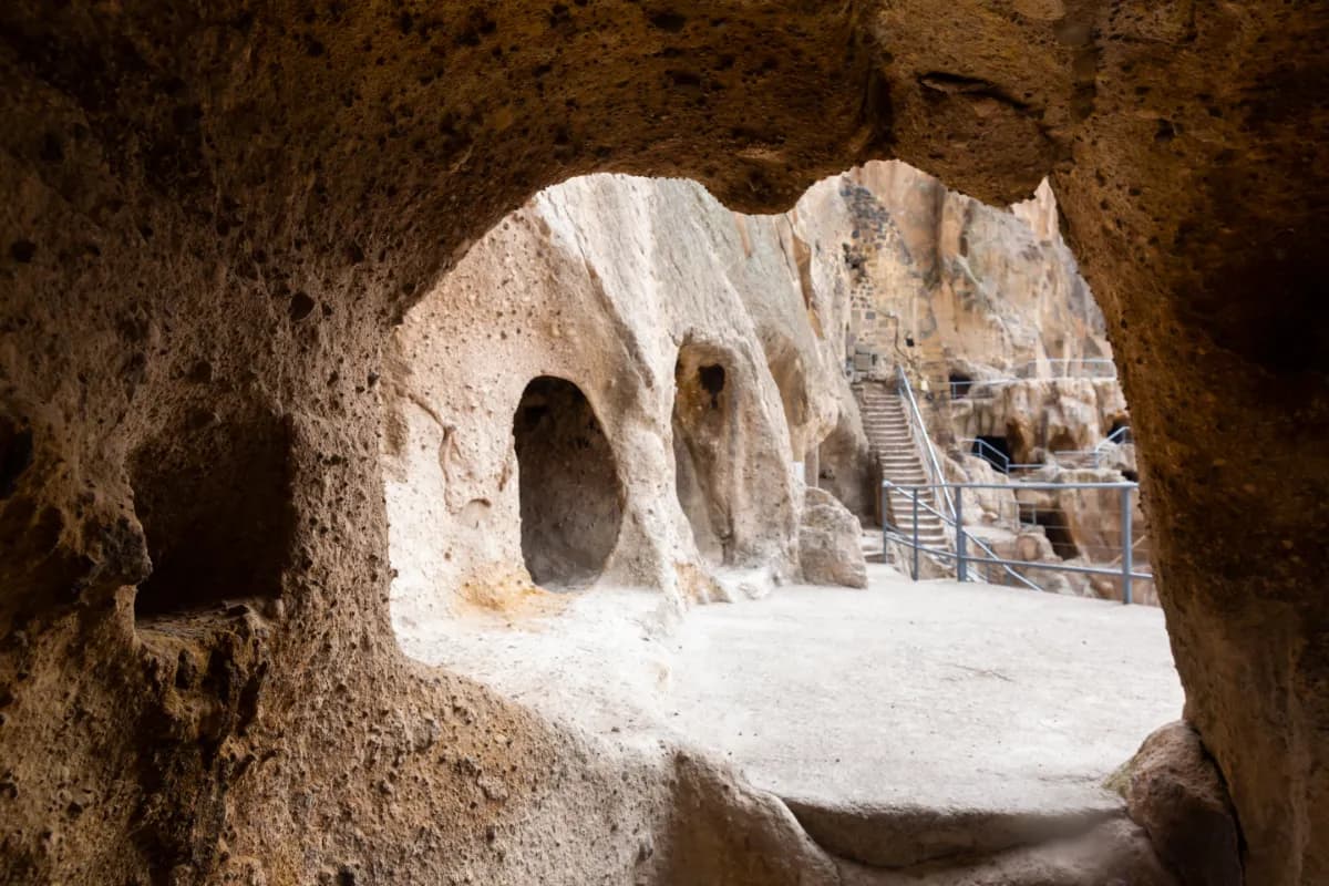 Vardzia