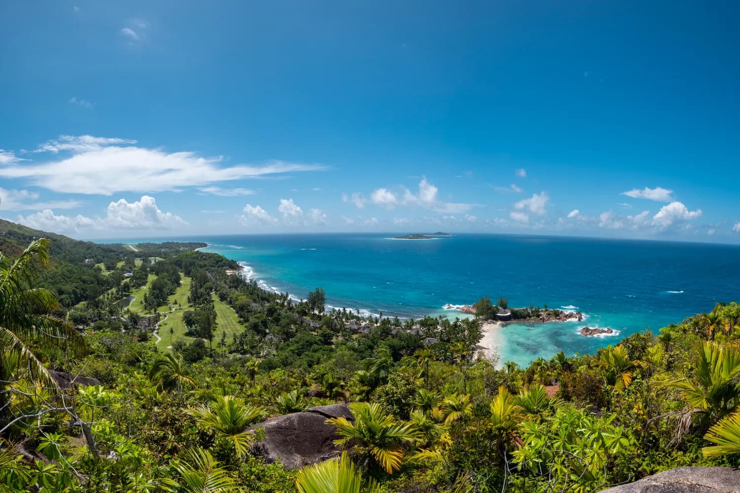 Areal view of Praslin