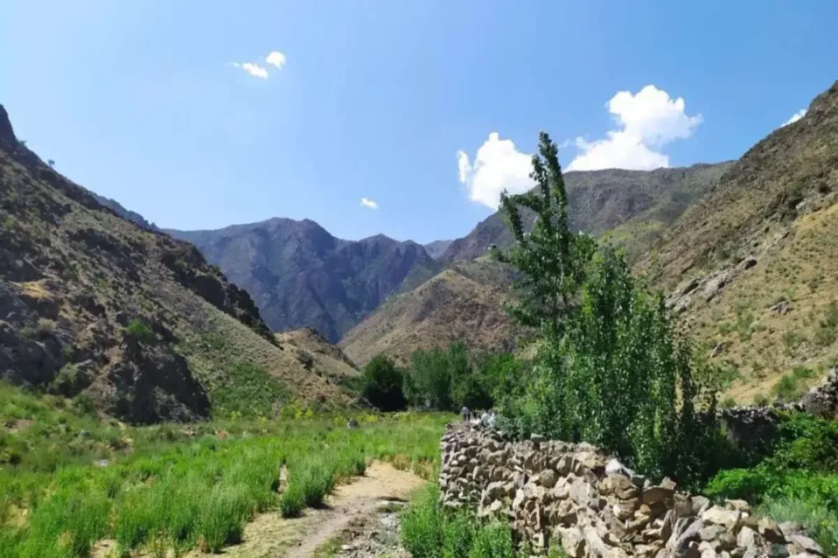 Nuratau Mountains,Uzbekistan