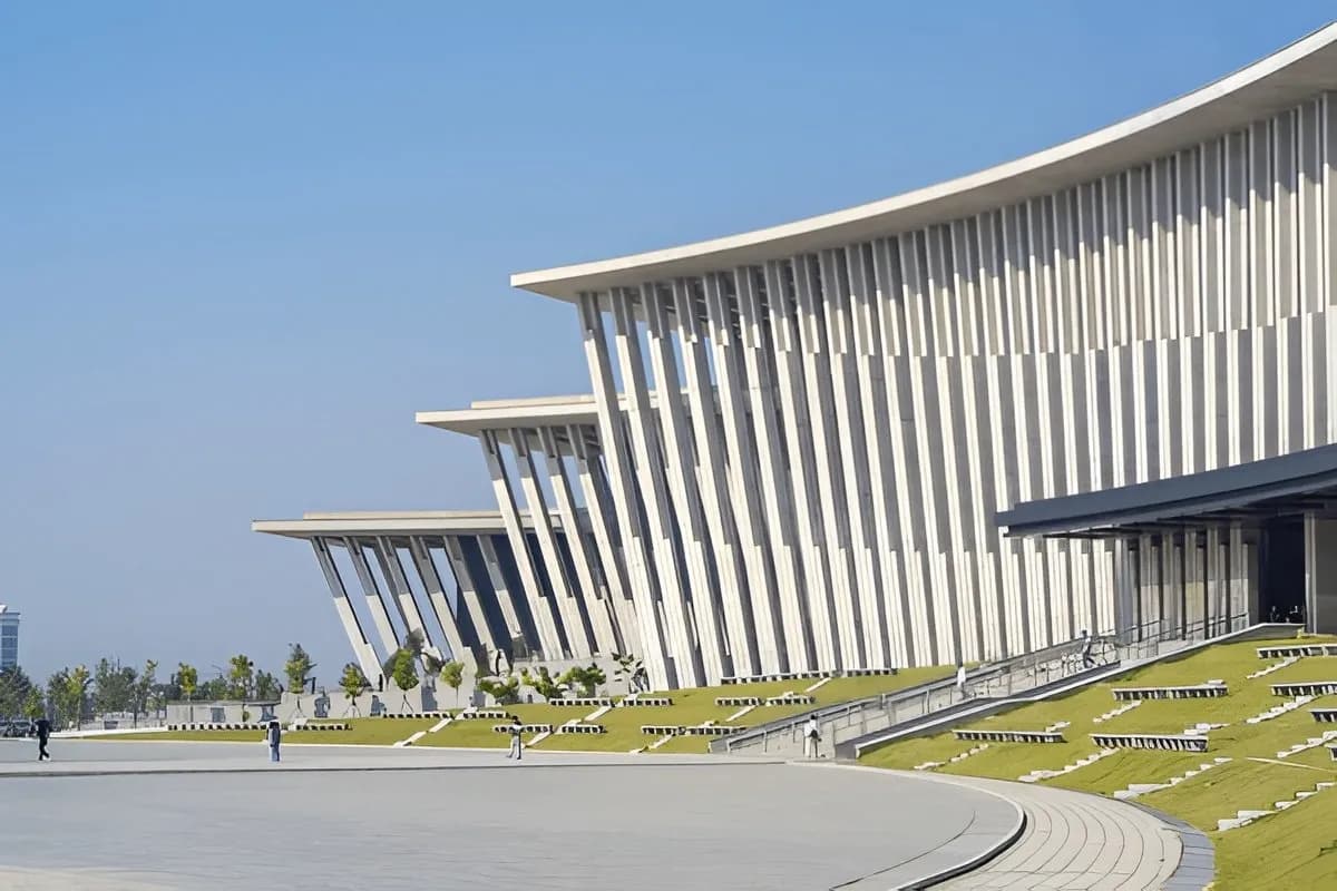 Vietnam Military History Museum