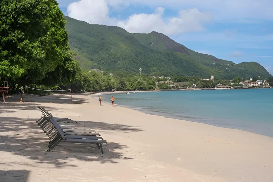 Beau Vallon Beach
