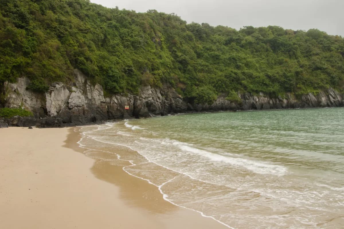 Cat Ba Island