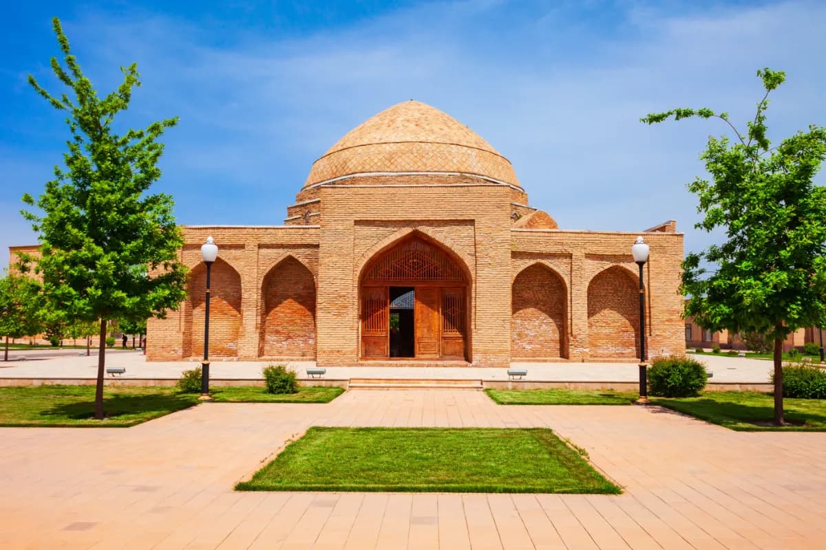 Chorsu Bazaar-Ubekistan
