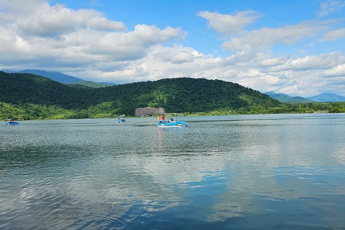 Nohur Lake, Azerbaijan