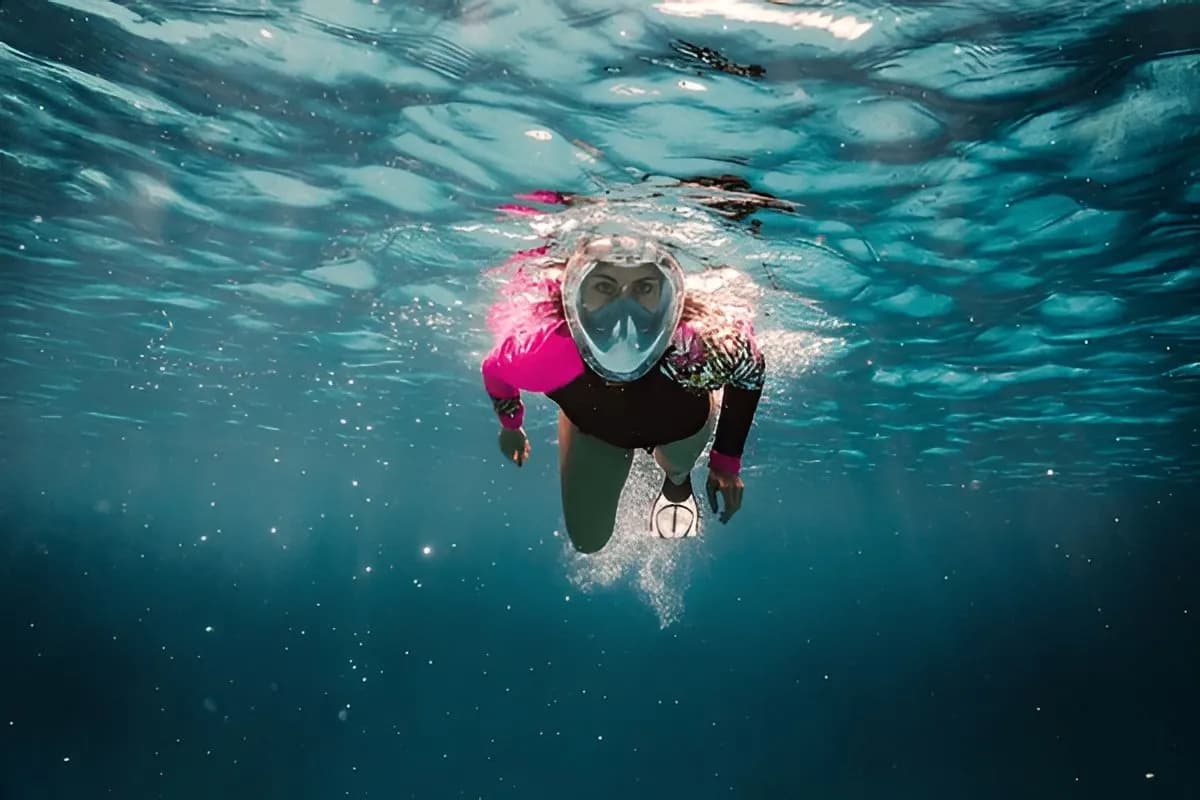  Snorkelling at Maldives
