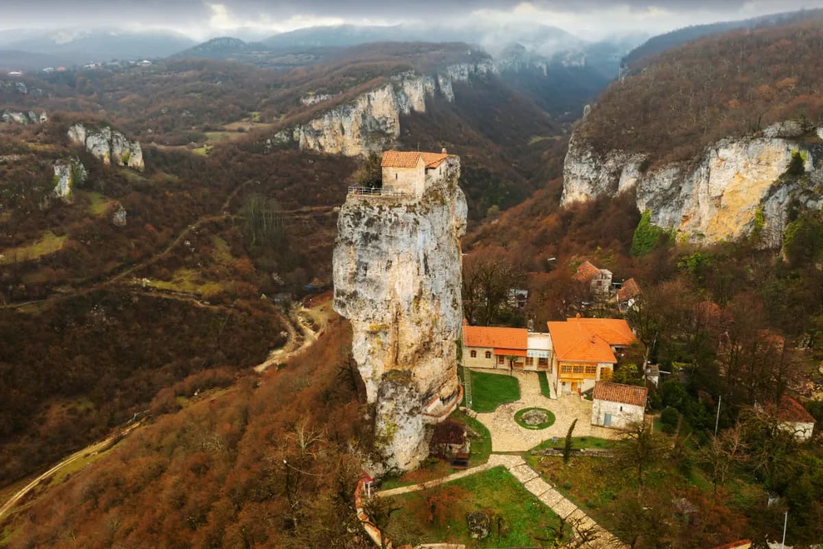 Katskhi Pillar
