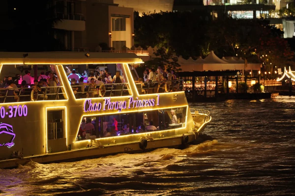 Chao Phraya Cruise Dinner