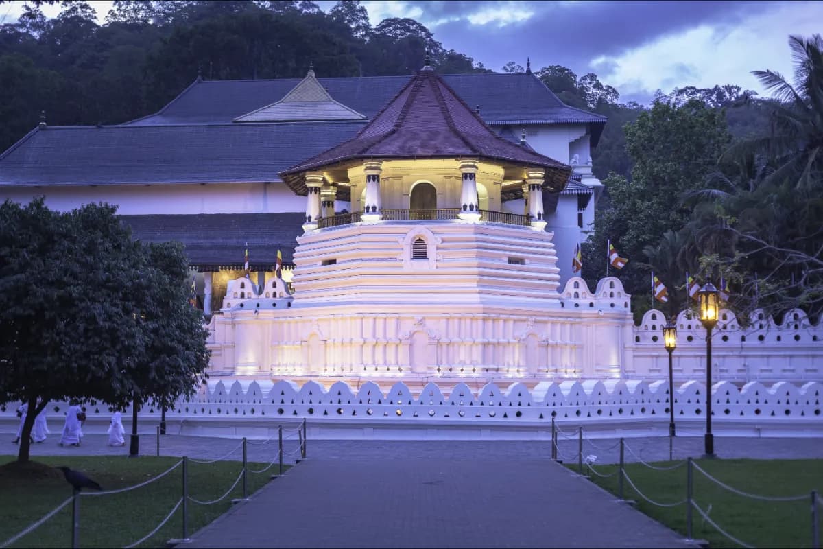 Temple of the Sacred Tooth Relic