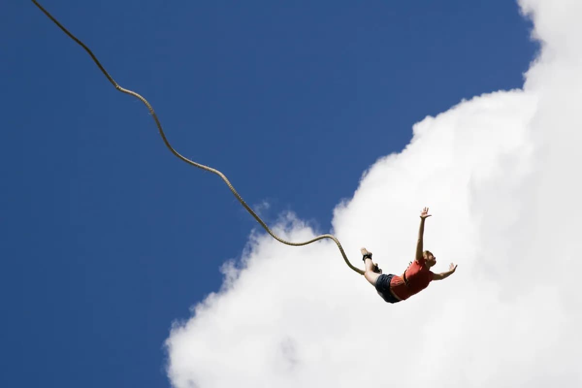Bungee Jumping in Nusa Penida 