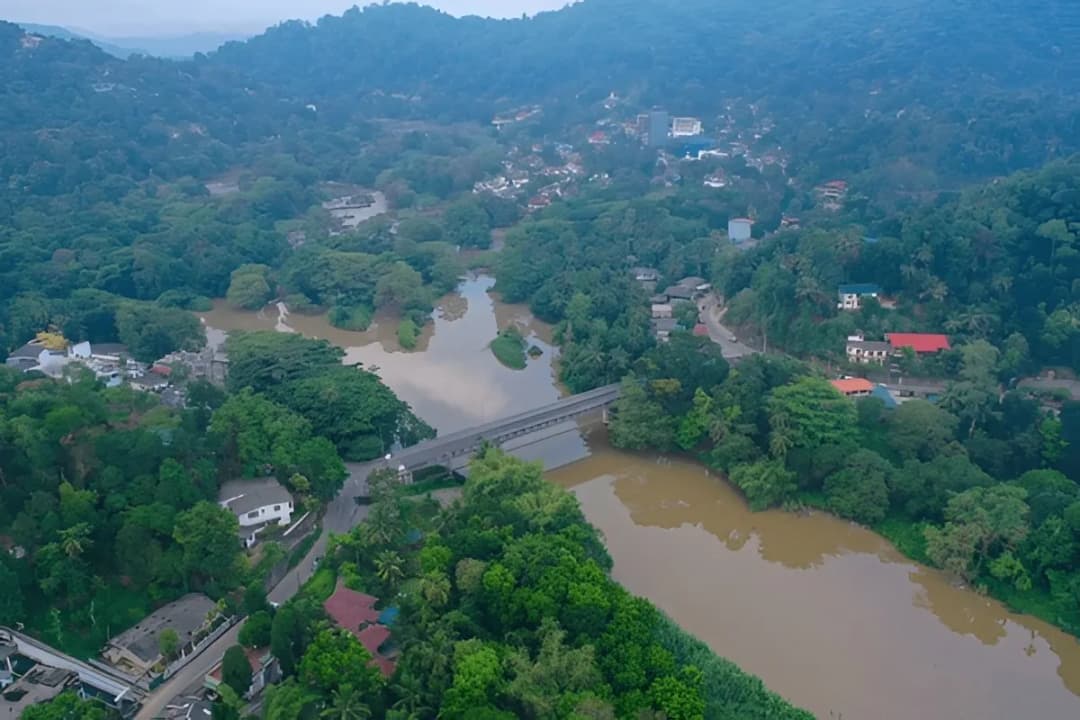 Uluvitike (Mahaweli River)