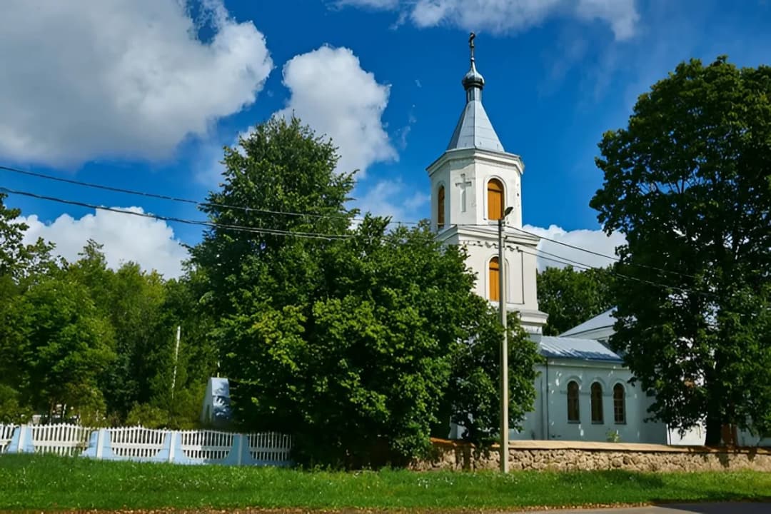White Trinity Church