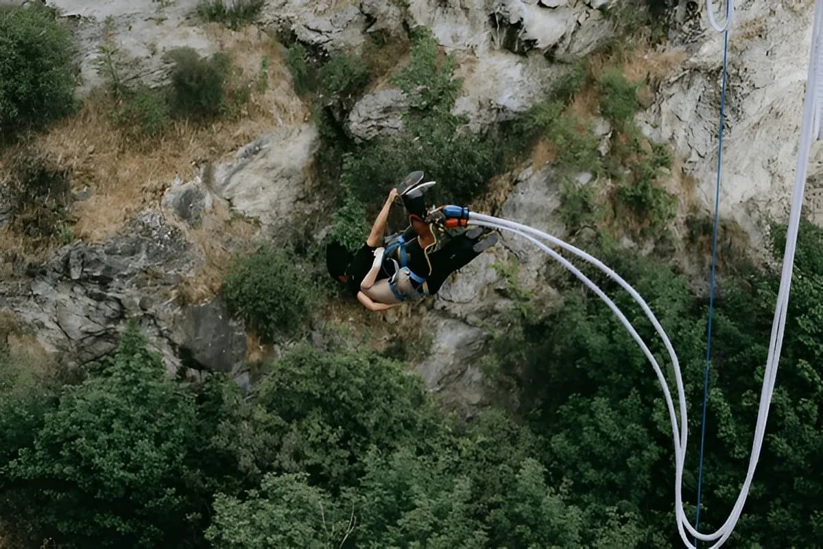 Bungee Jumping in Nusa Penida 
