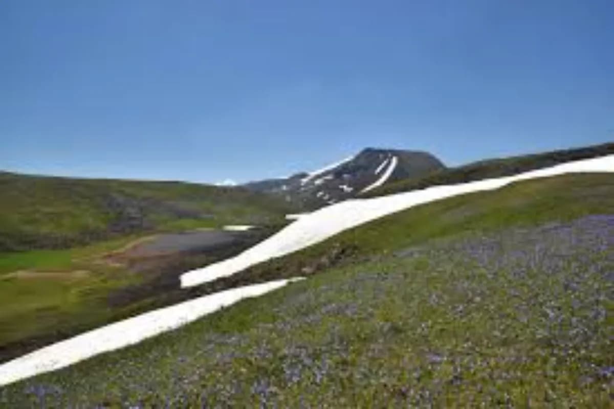 Seven Lake to Gegham Mountain