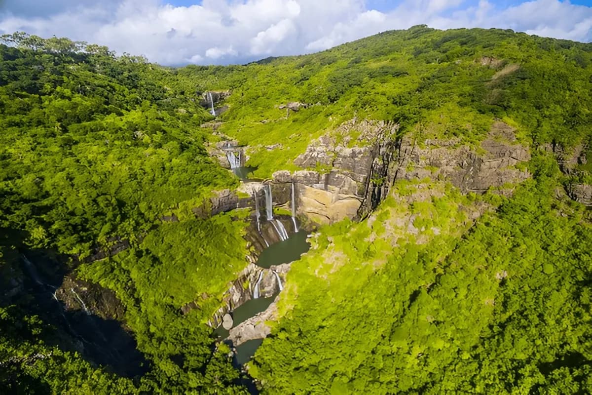 Tamarin Falls