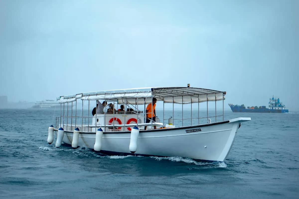 Emboodhu Finolhu Island