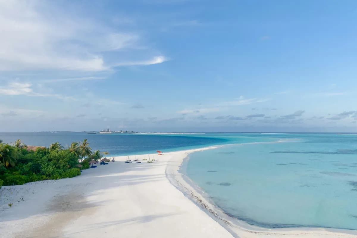 Dhigurah Island