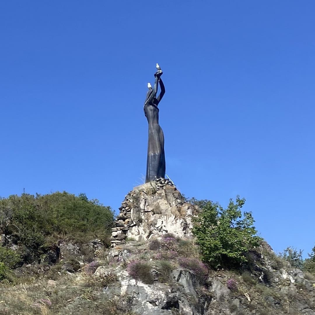 Statue of Akhtamar