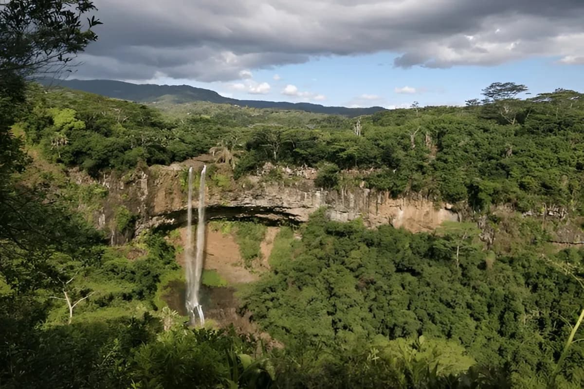 Chamarel