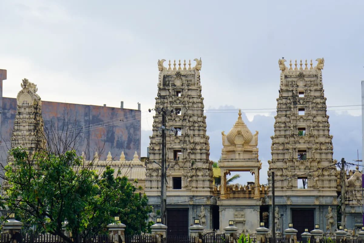 Hindu temple in colombo