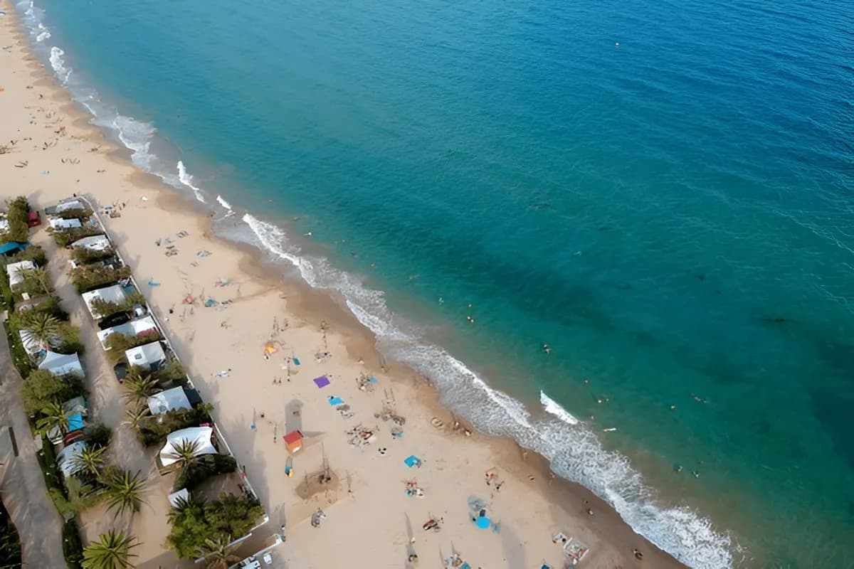 Tamarin Beach