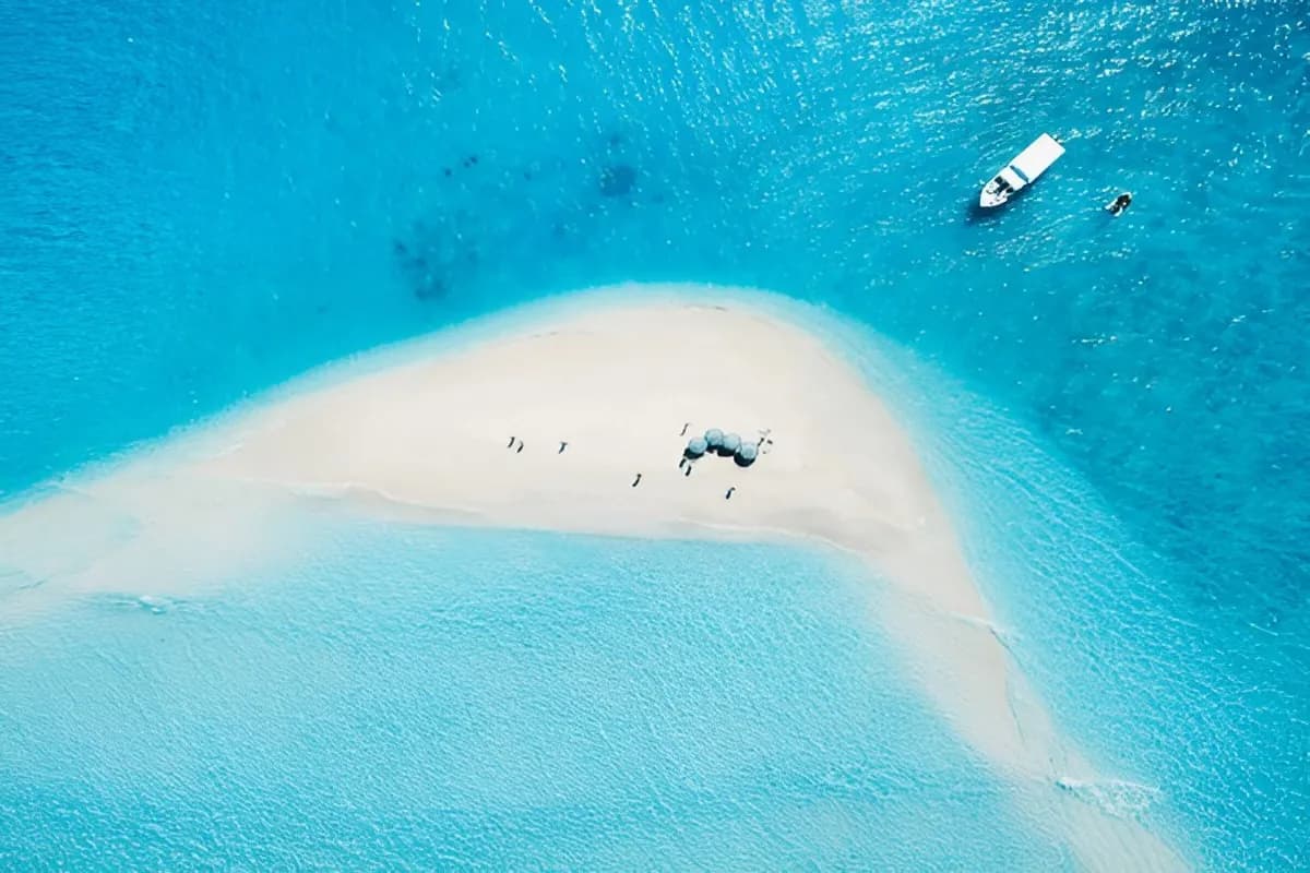 vaadhoo island