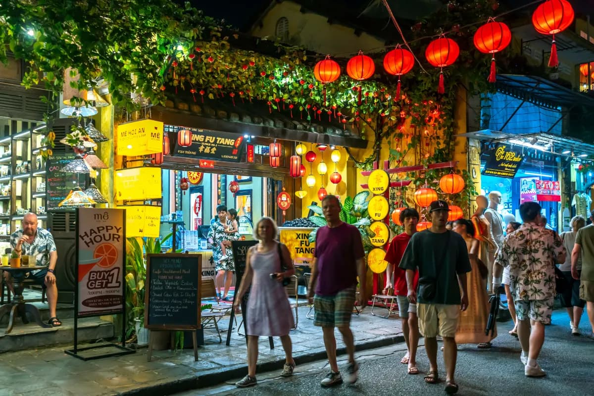 Hội An Night Market