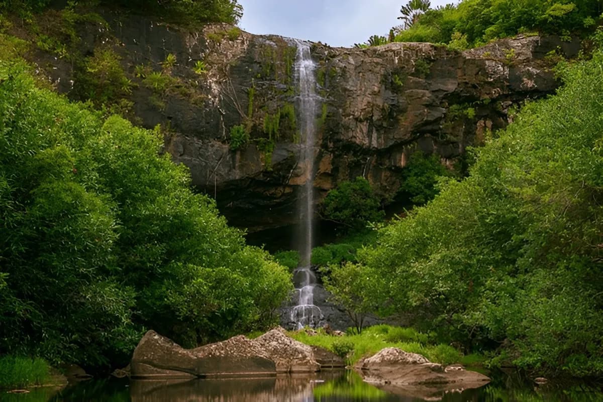 Tamarin Falls