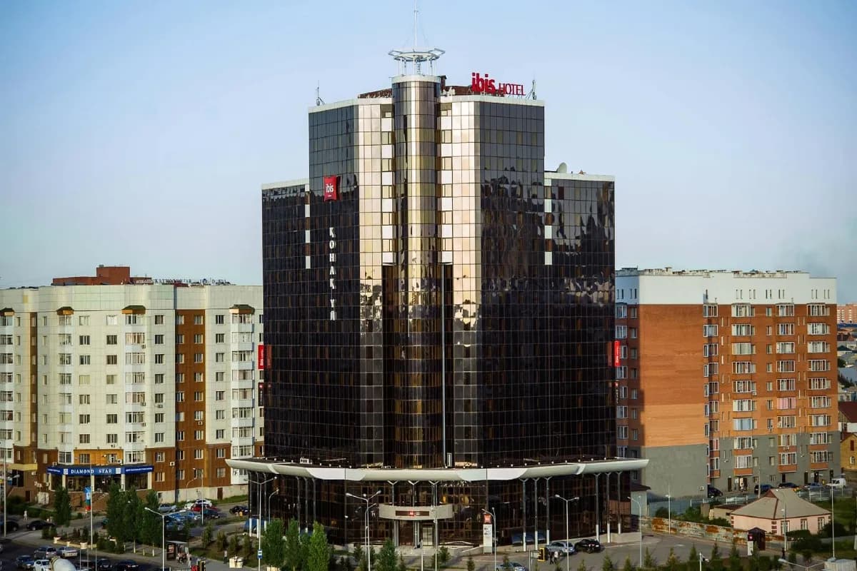 ibis Astana modern budget-friendly hotel in Astana known for comfortable stays, central location, and contemporary amenities.
